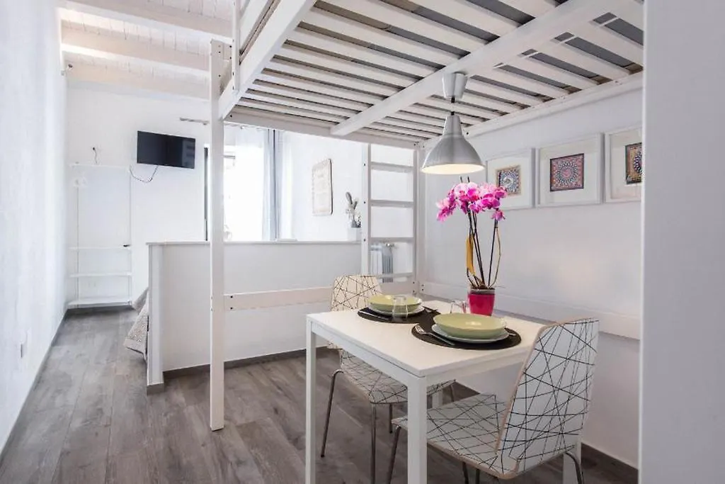 Divisi9 - Apartment Historic Center Palermo