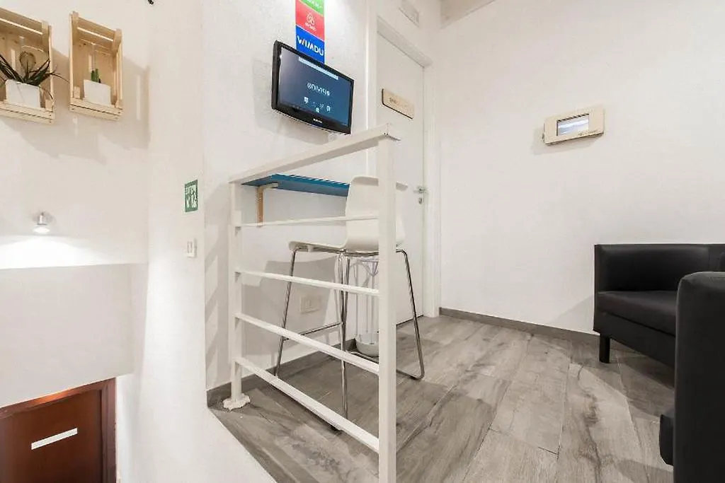 Divisi9 - Apartment Historic Center Palermo Italien