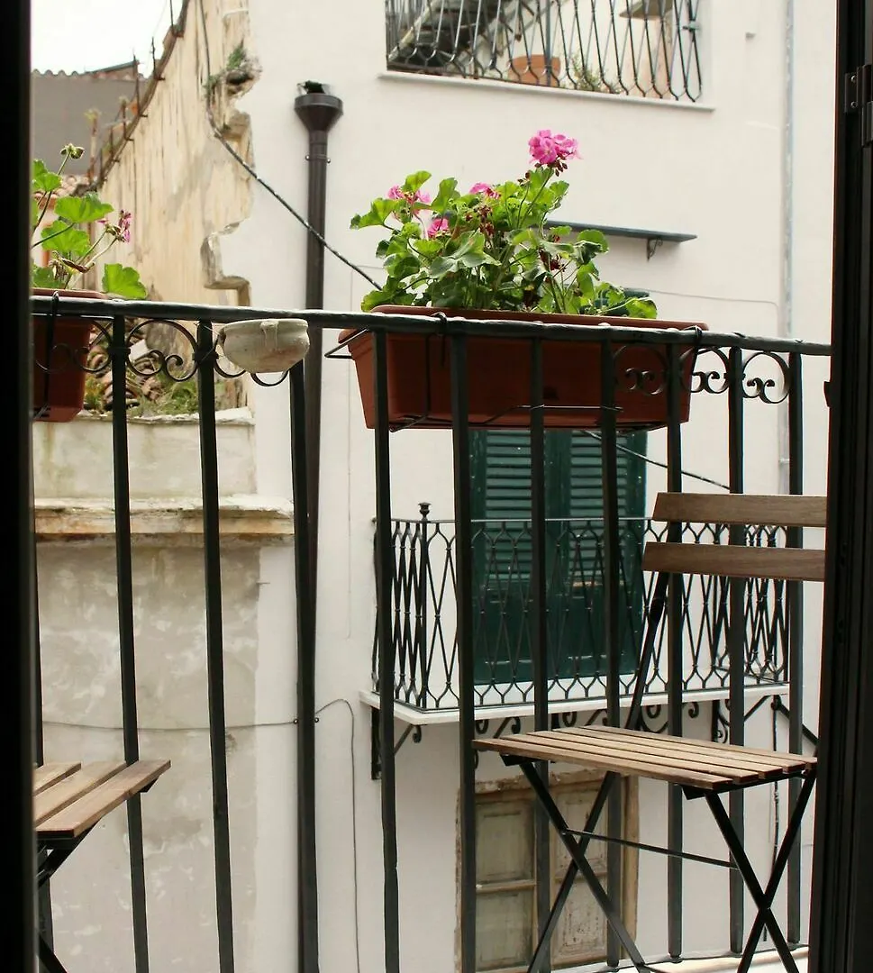 Divisi9 - Apartment Historic Center Palermo