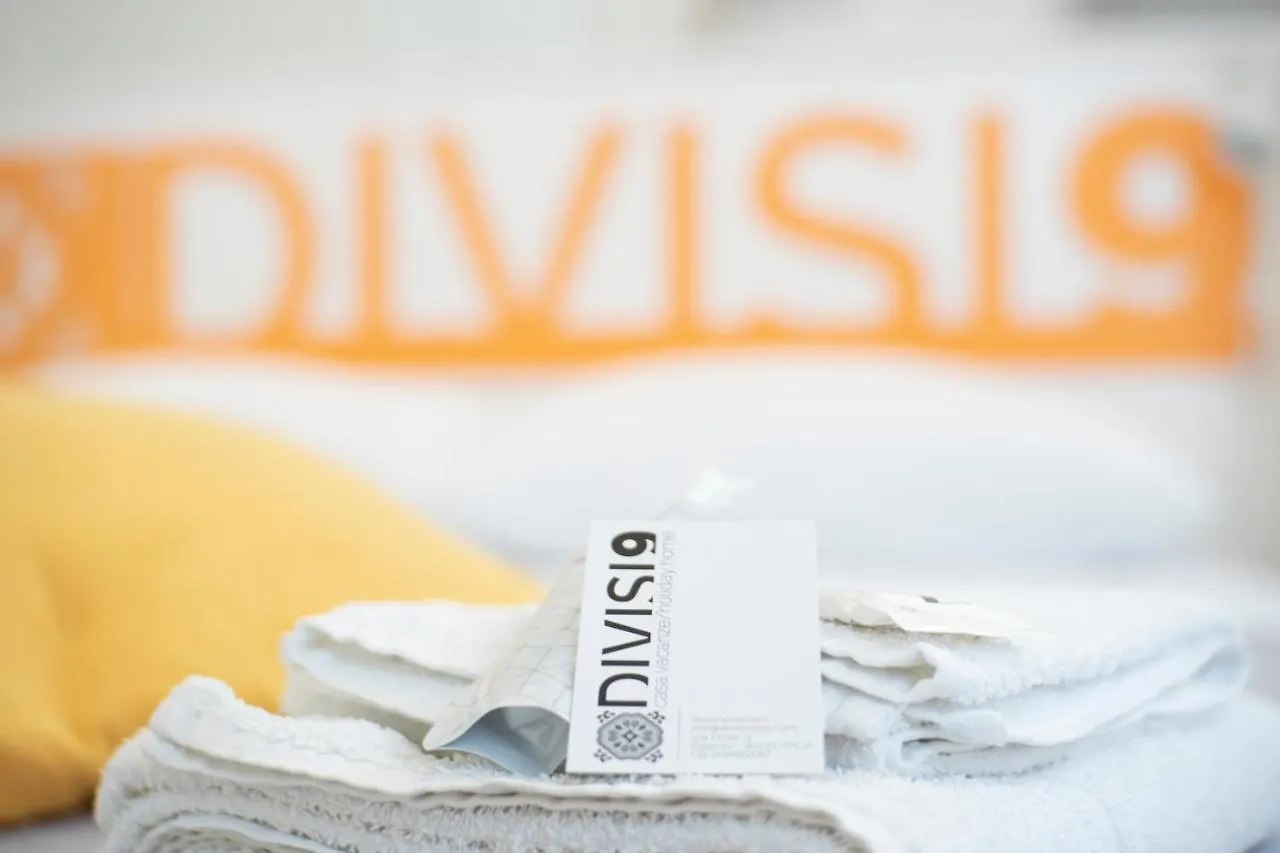 Divisi9 - Apartment Historic Center パレルモ 0*,