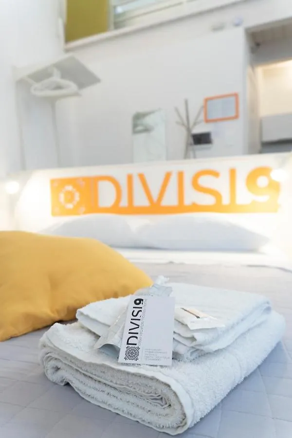 Divisi9 - Apartment Historic Center パレルモ