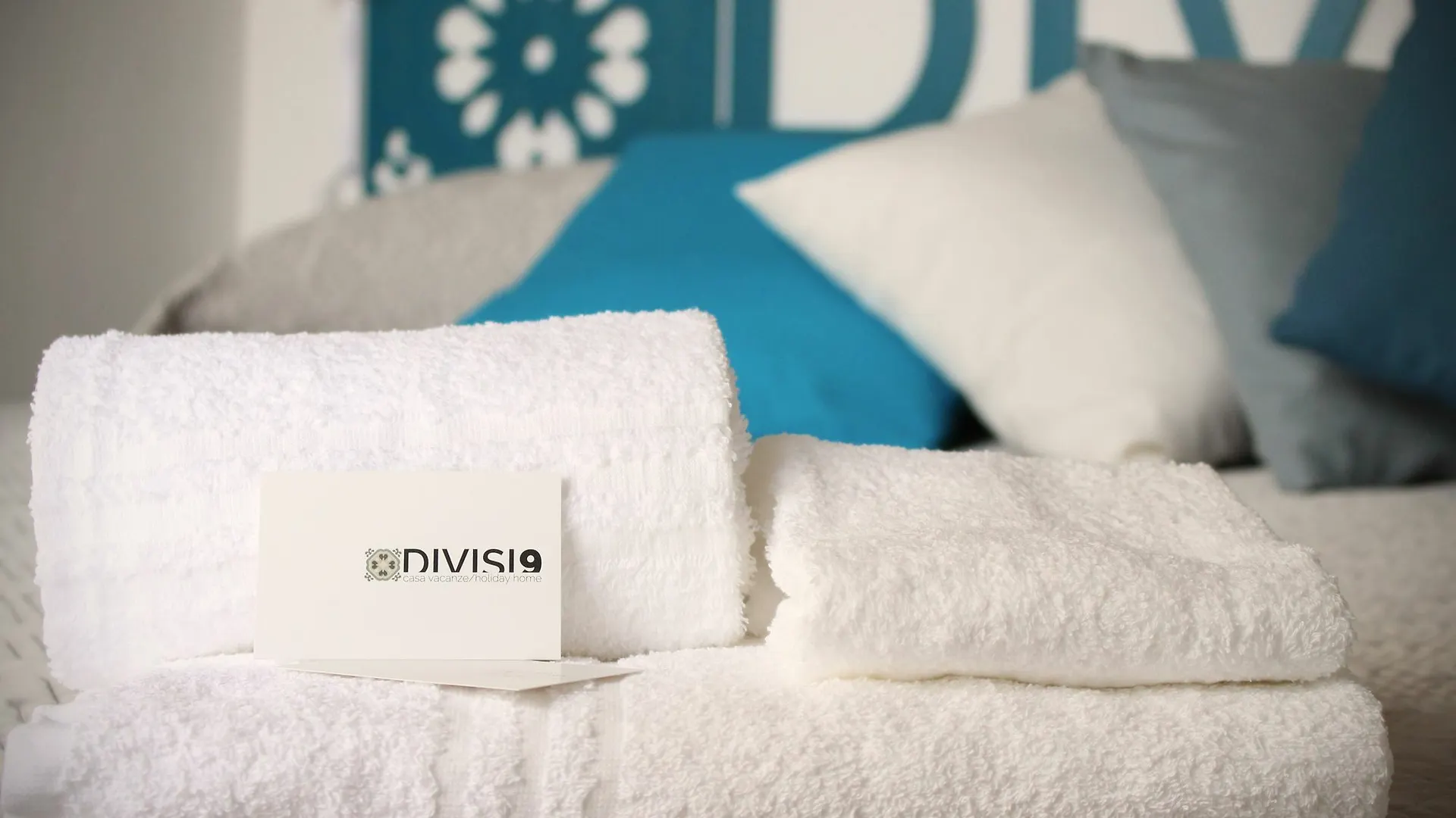 Divisi9 - Apartment Historic Center パレルモ